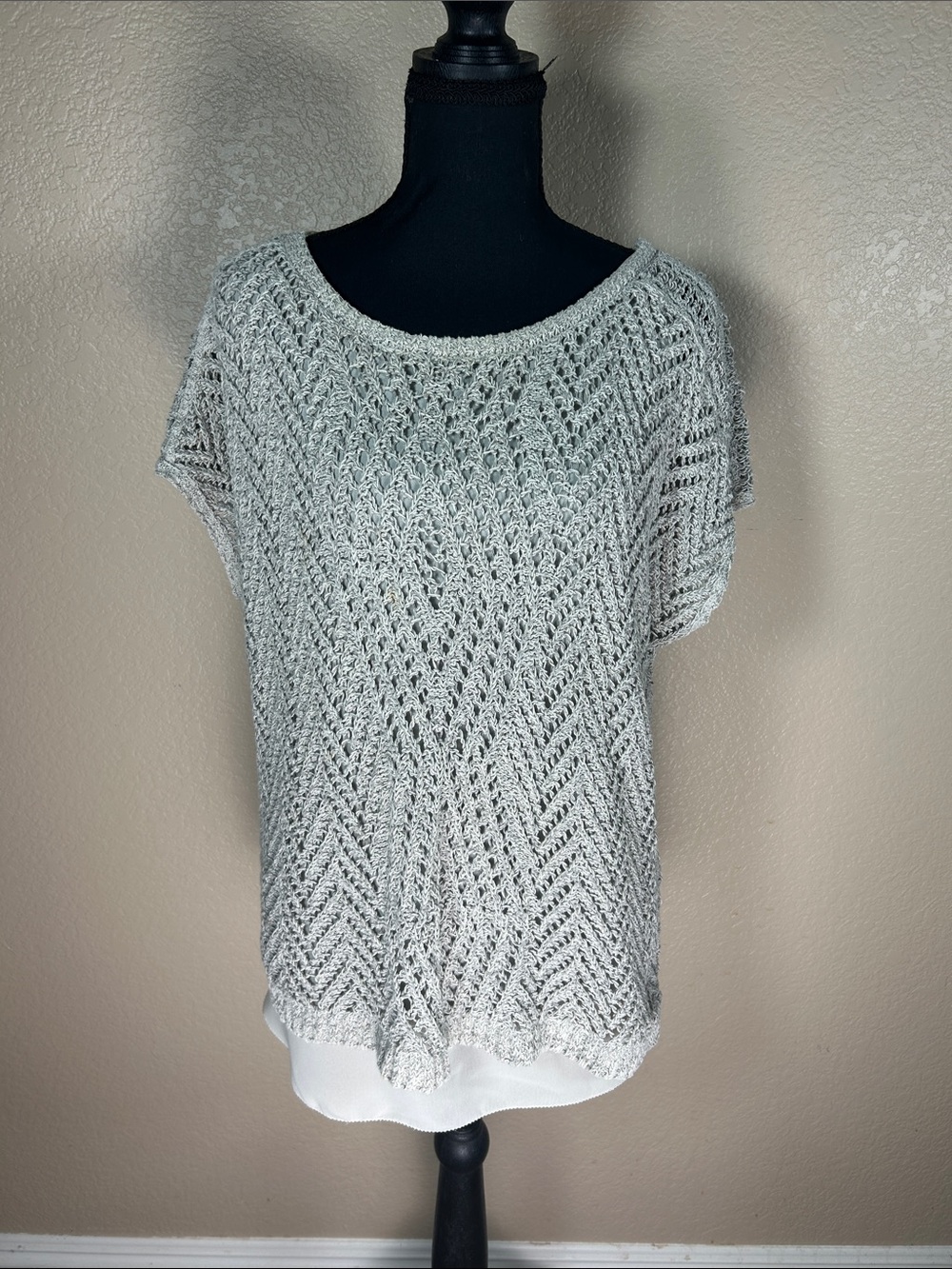 Lucky Brand Women’s Beige Crochet Open Knit Sweater Blouse Size Large